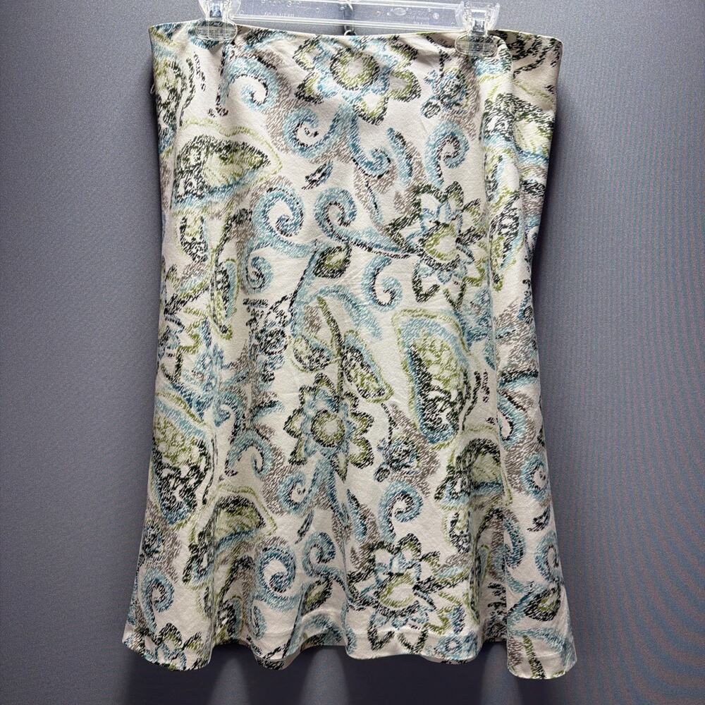 LOFT Ann Taylor Silk Blend Skirt Size 12 Floral Lined Side Zip Flared